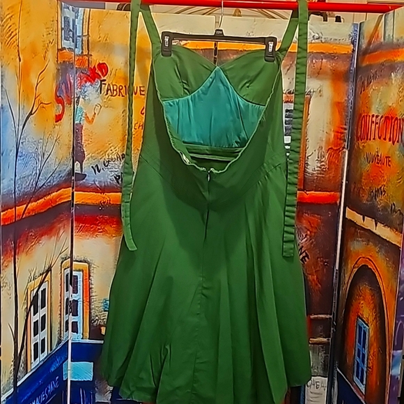 Lindy Bop Rockabilly 50s Style Dress Green with accents size 20 - Picture 4 of 4